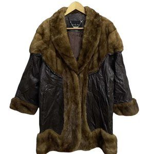 Rare vintage leather fur coat (SOLD)🏷️💲